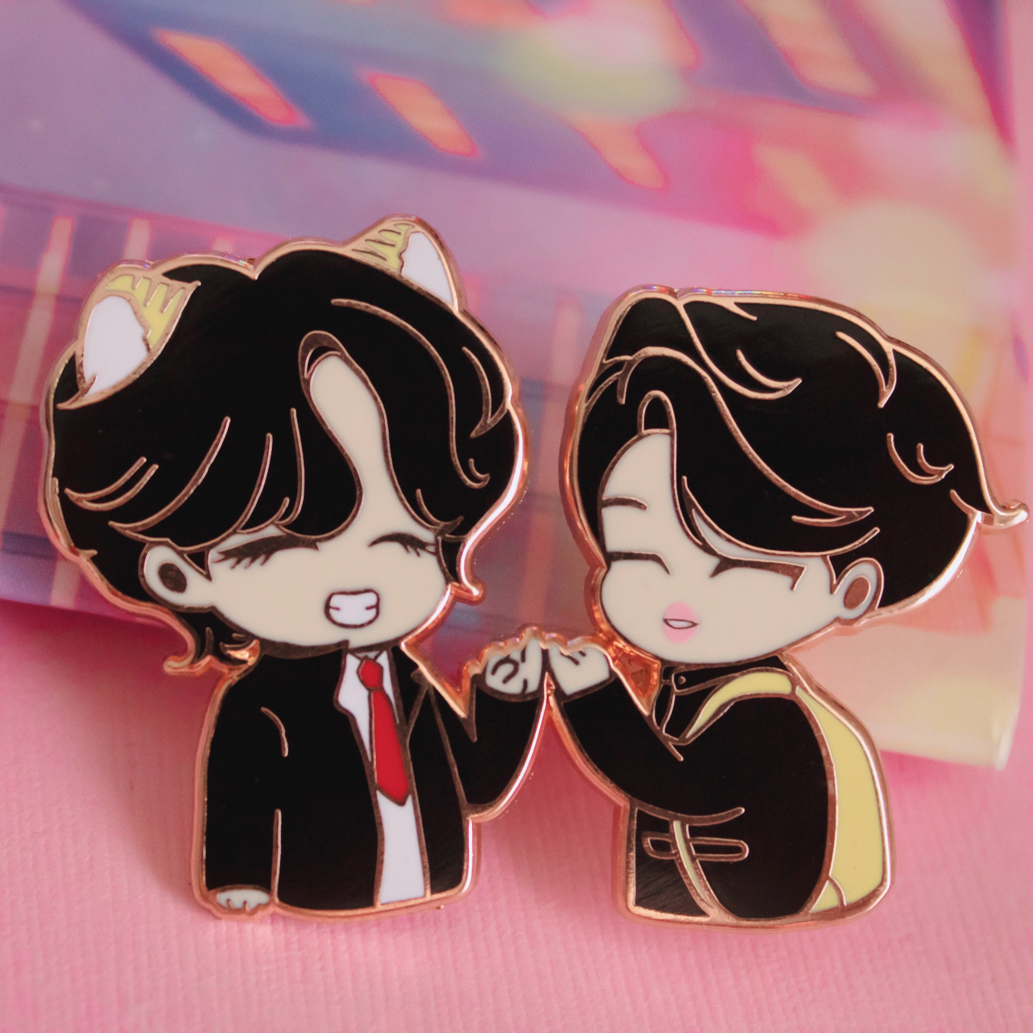 BBC Friends - Vmin Enamel Pin