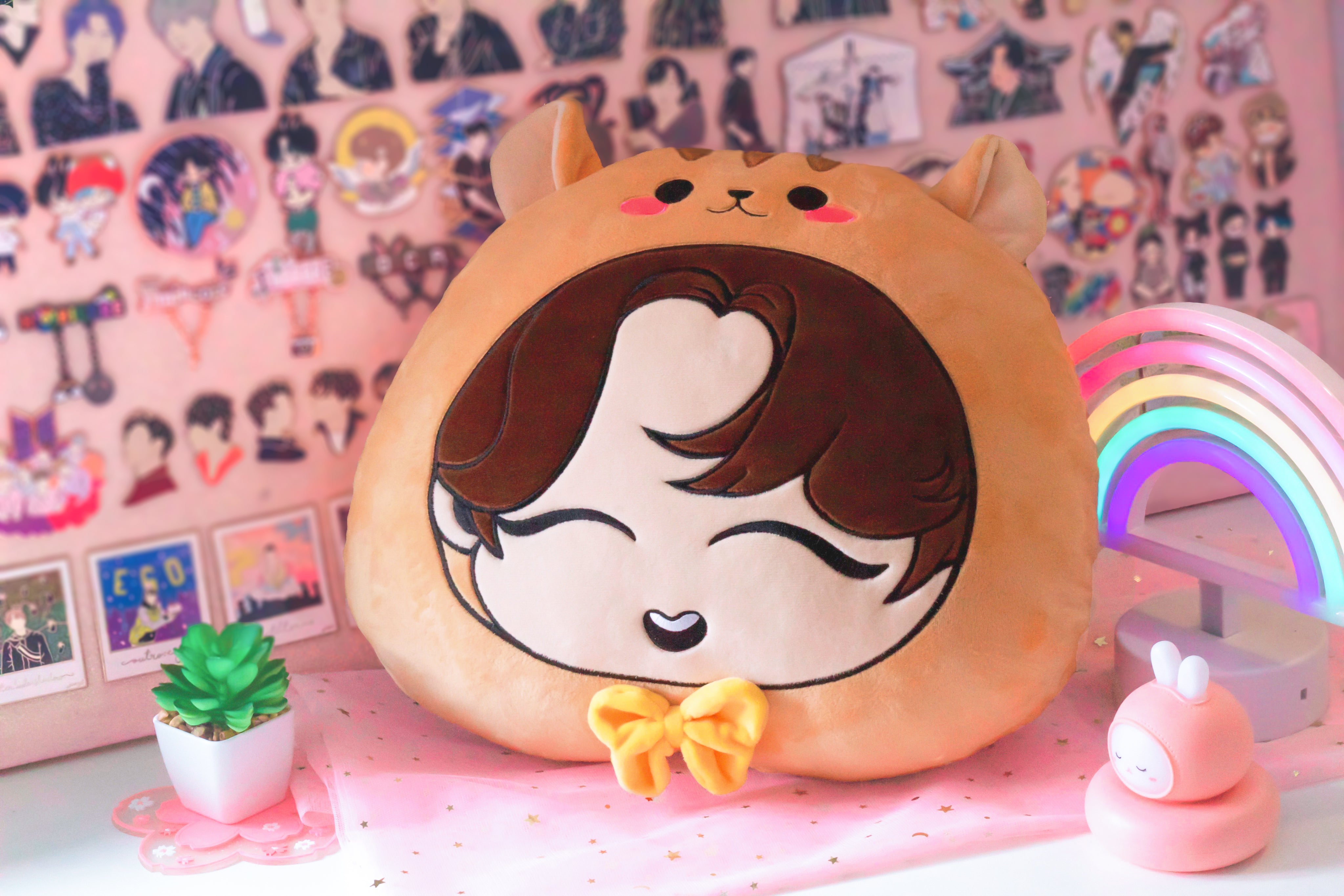 Hobi Plushie