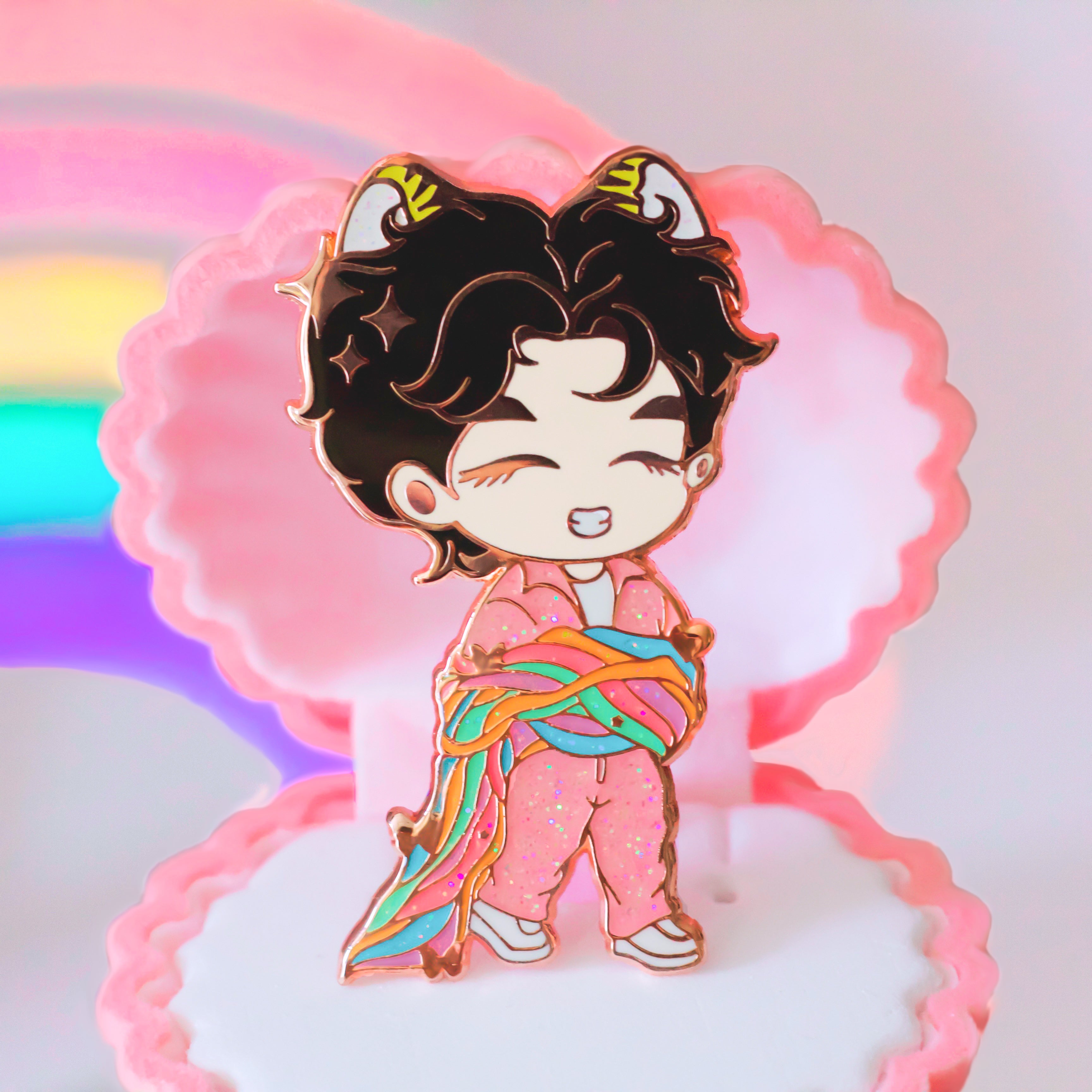 Model Taehyung - Enamel Pin